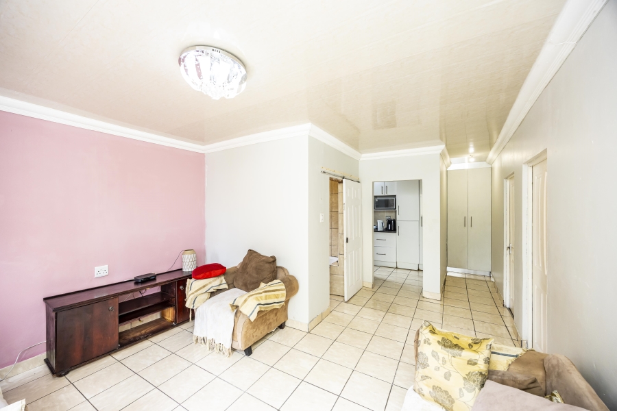 5 Bedroom Property for Sale in Beacon Bay North Eastern Cape